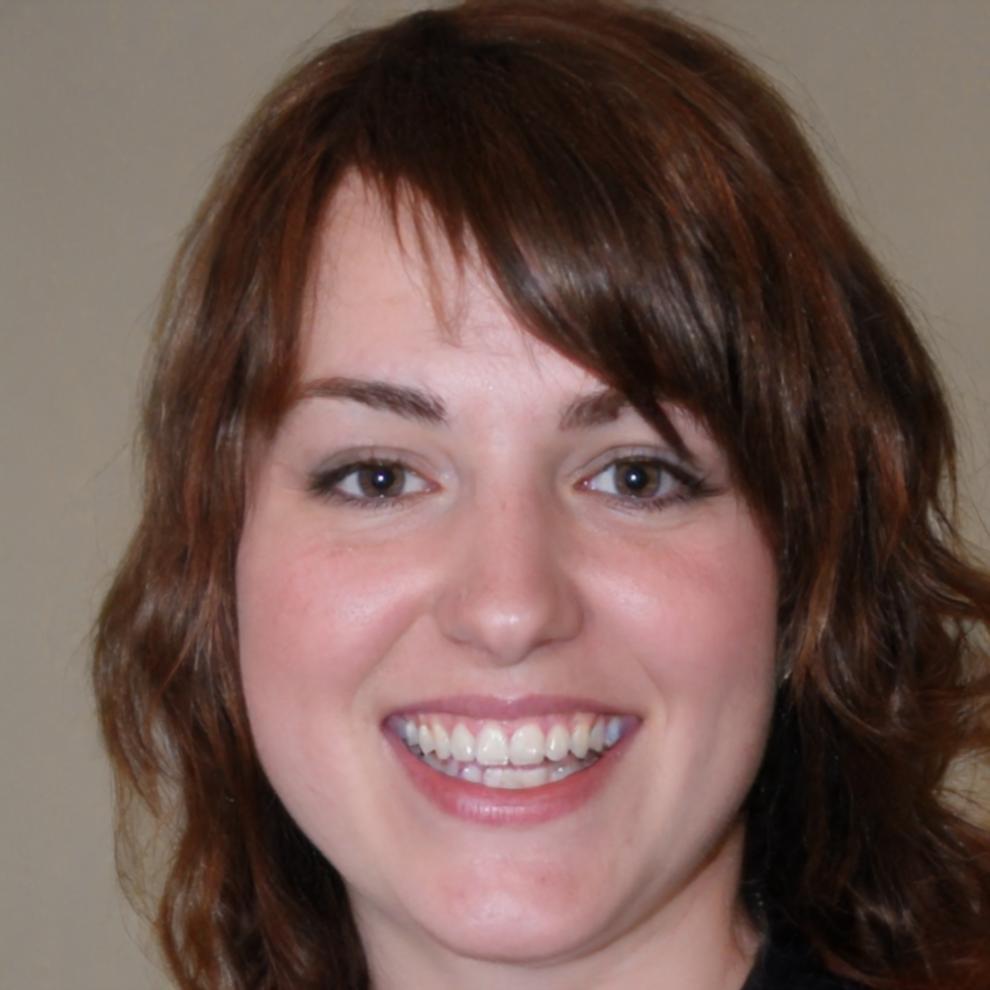 Lisa Chen - Financial Planning Consultant